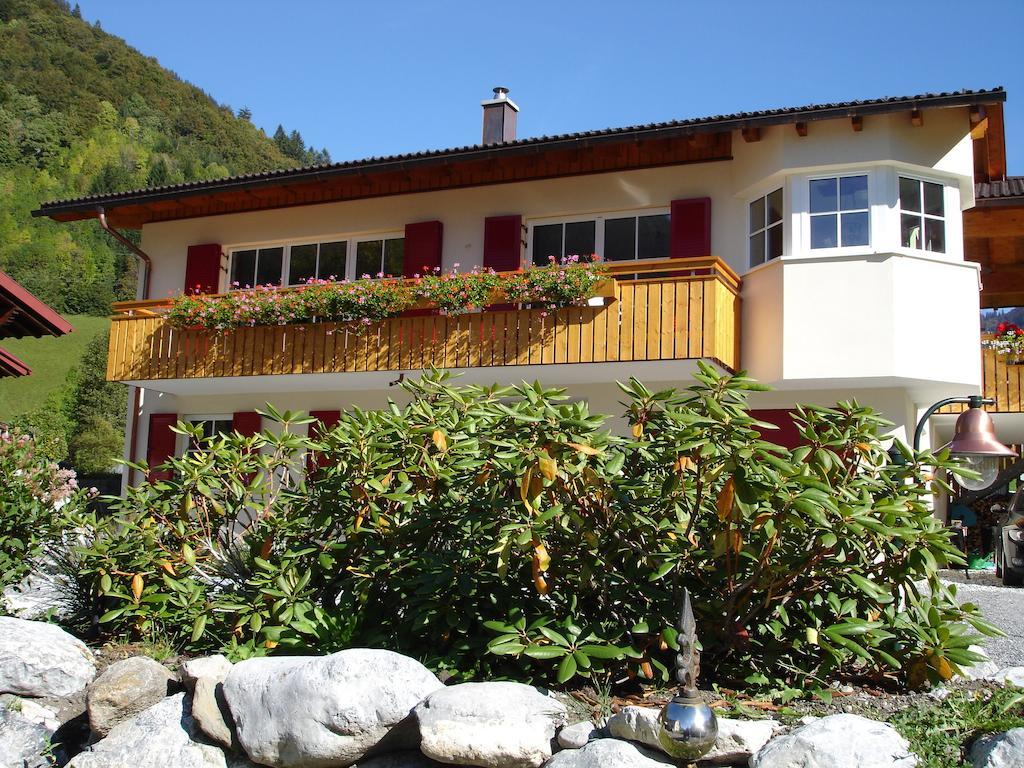 Haus Telisia Daire Klosterle am Arlberg Dış mekan fotoğraf